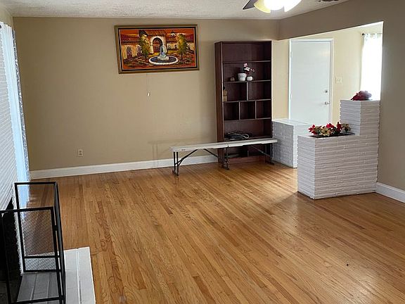 2nd image of 7841 Lorin Ave