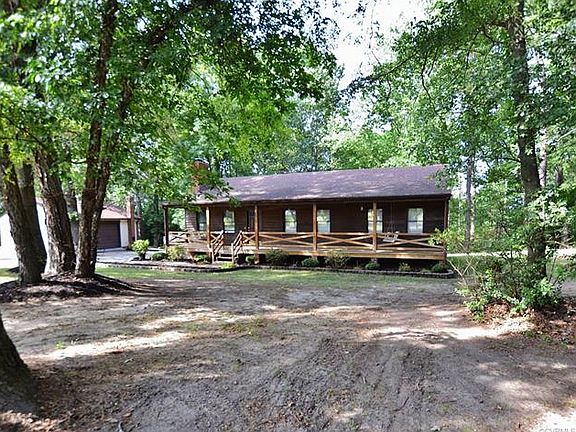 3rd image of 10 N Moncuin Dr
