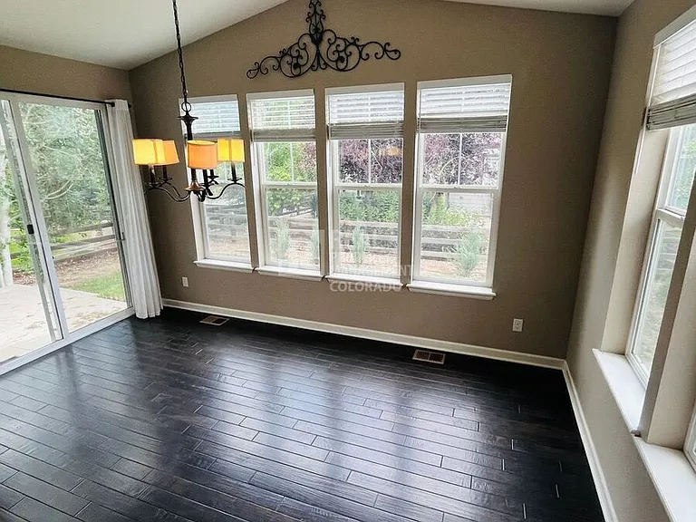 550 Gallegos Cir — Photo 5