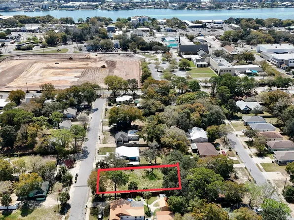 108 Carson Dr, Fort Walton Beach, FL 32548