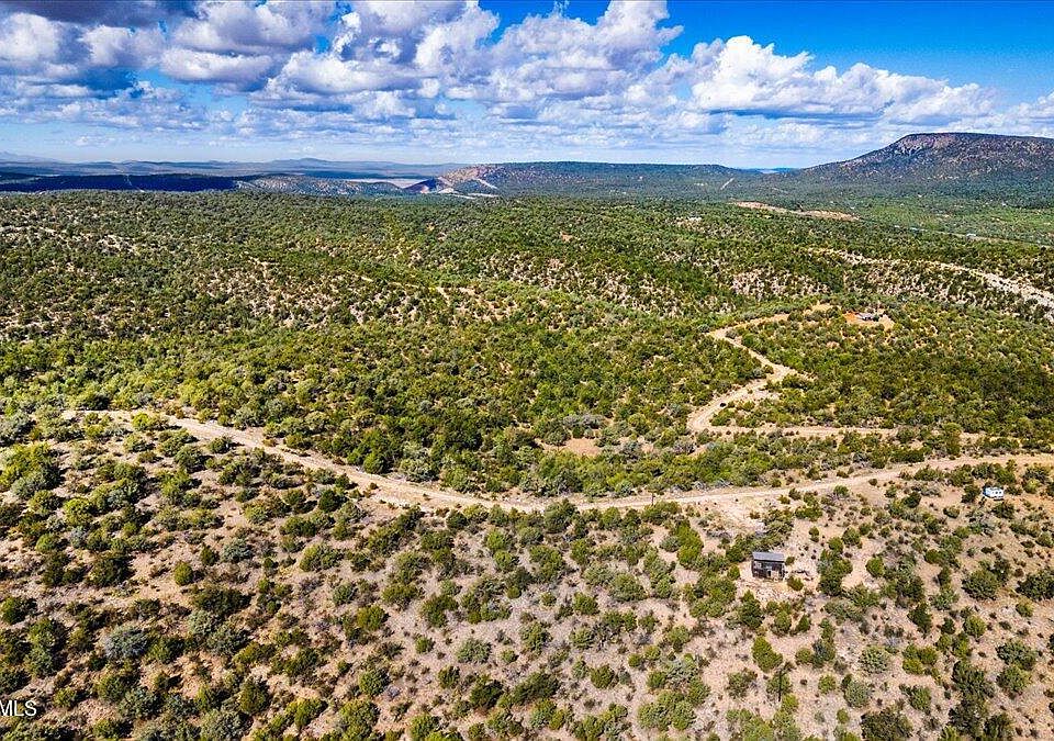 1st image of 1399 N Thunder Ridge Ranch Rd