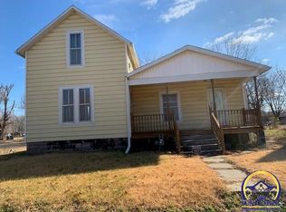 1330 NW Logan St, Topeka, KS 66608