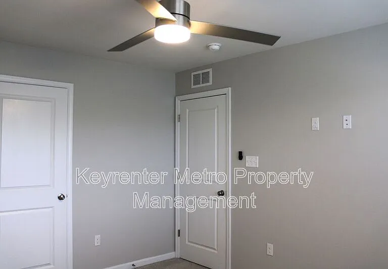 9818 Ruby Lockhart Blvd — Photo 31