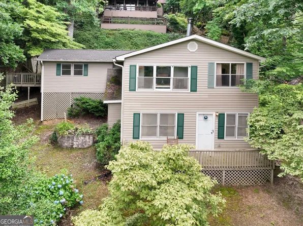 108 Elm Ln, Rabun Gap, GA 30568