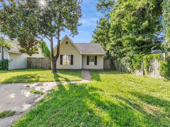 90 Hickory St, Marion, AR 72364