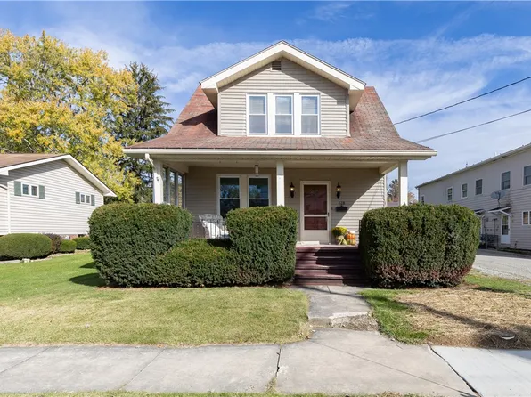 328 W Garrett St, Somerset, PA 15501
