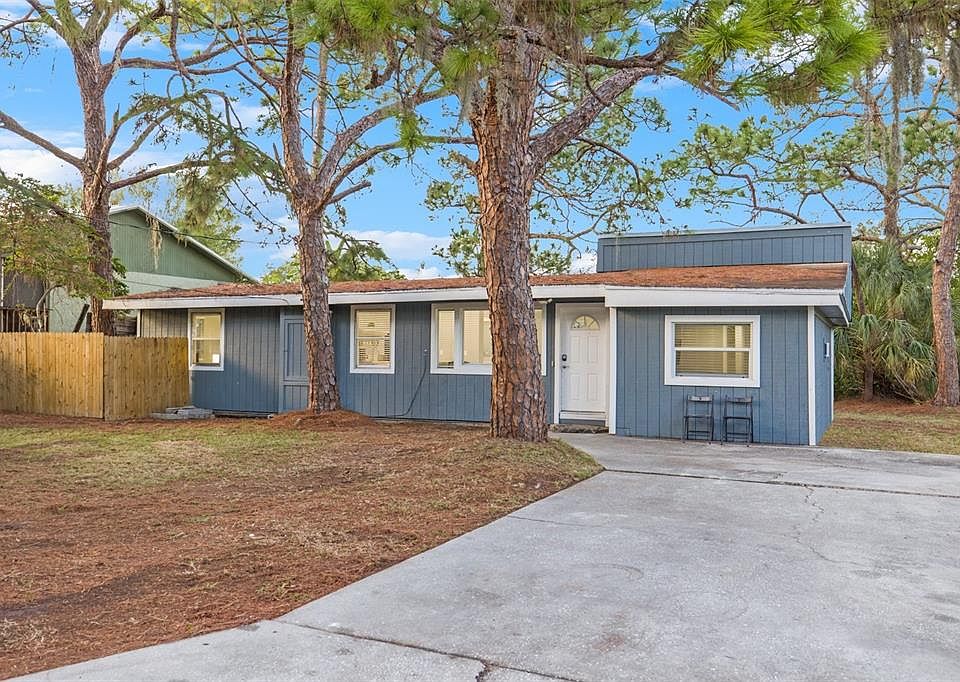 1st image of 2398 PEMBROOK DRIVE