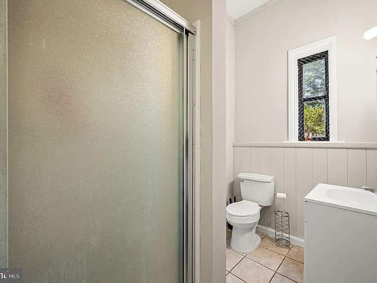 815 N Lincoln St — Photo 12