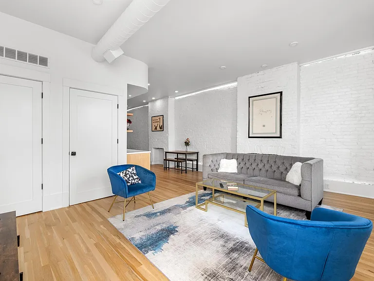 133 W Elder St #2 — Photo 11