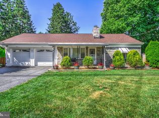 1234 Lampeter Rd, Lancaster, PA 17602