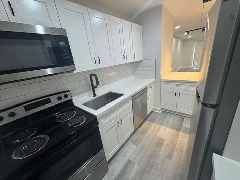 Allaire - 5525 SW 41 St. Pembroke Park, FL 33023 — Photo 4