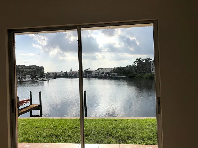 8830 Bay Pointe Dr #105 — Photo 24