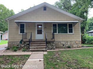 3208 State St, Manhattan, KS 66503