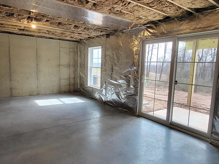 Unfinished Walk-out Basement