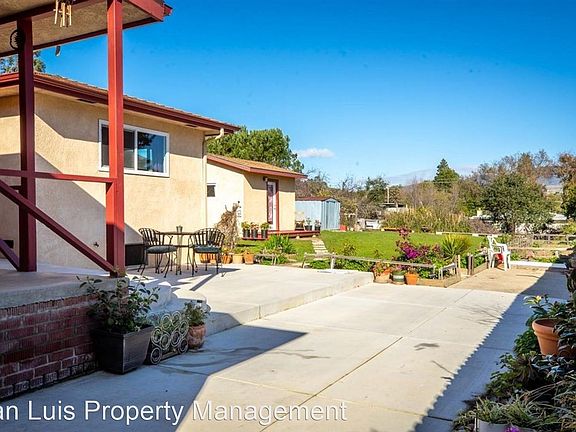 4th image of 276 Ramona Dr