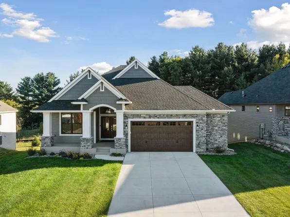11411 Kings Ct N, Lake Elmo, MN 55042