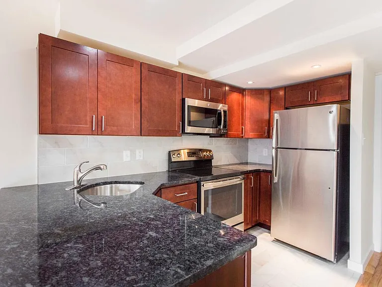 516 S 7th St #C — Photo 2