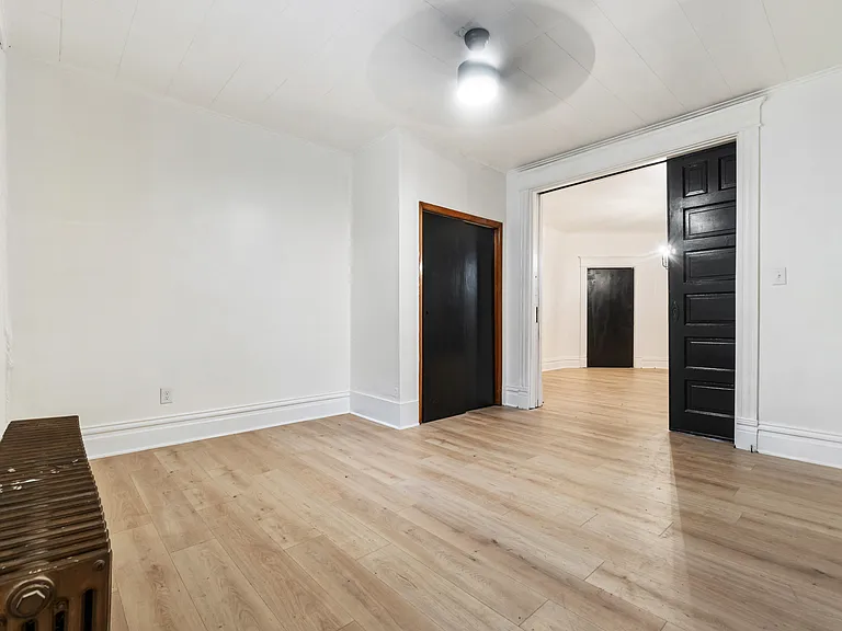 553 E 9th Ave #2 — Photo 4