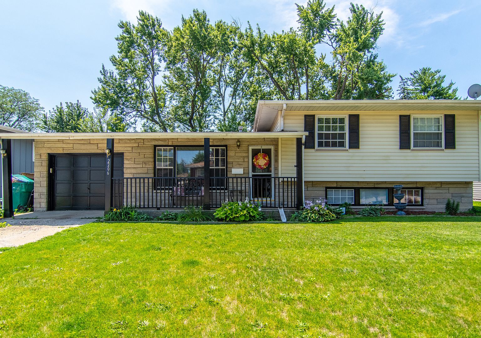 2206 Douglas St, Joliet, IL 60435 MLS 11864046 Zillow