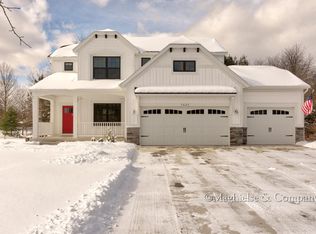 7635 Evergreen Meadow Dr NE, Rockford, MI 49341