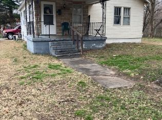400 N Elm St, Charleston, MO 63834