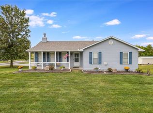 612 Elm St, Lathrop, MO 64465