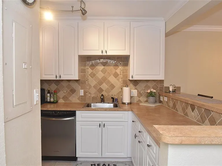 3700 S Osprey Ave #315 — Photo 3