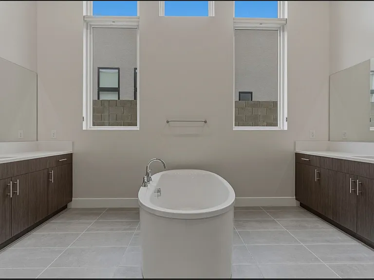 10865 Agate Cliffs Ave — Photo 23