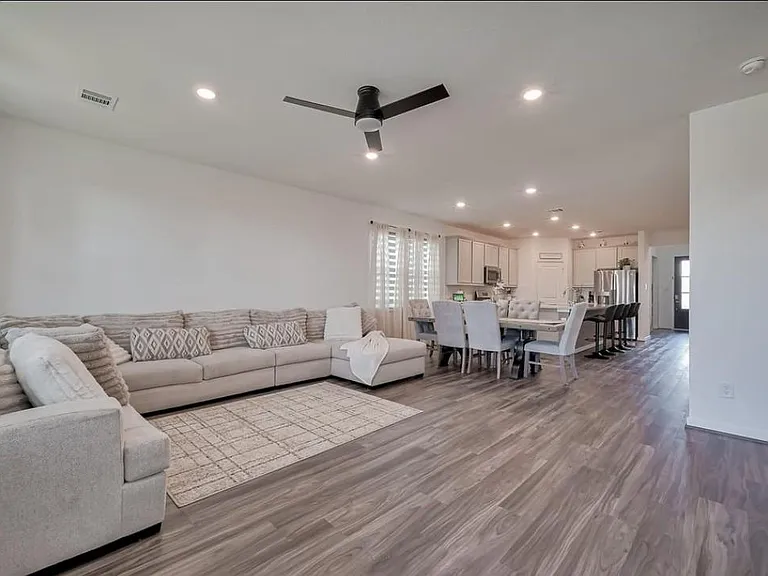 21611 Shadowbrook Birch Dr — Photo 2