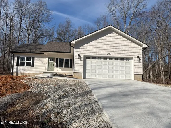 1136 Greyeagle Dr, Crossville, TN 38572