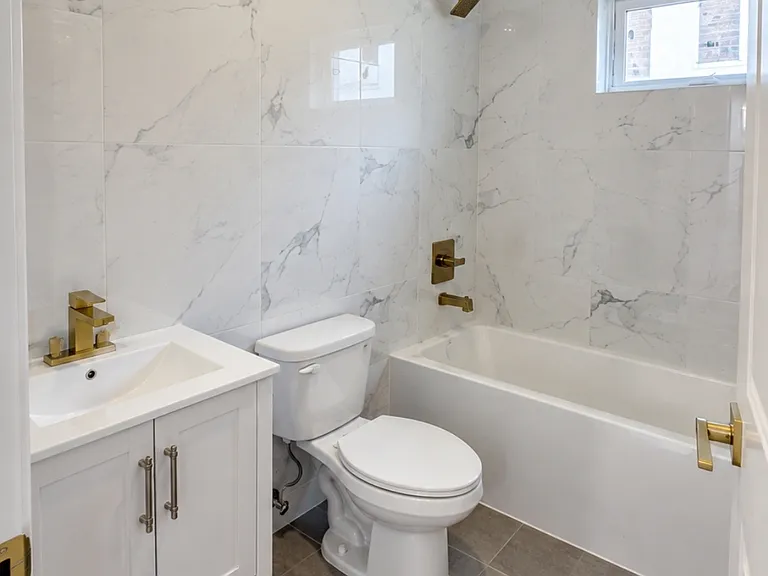 60 Schneider Ave — Photo 15