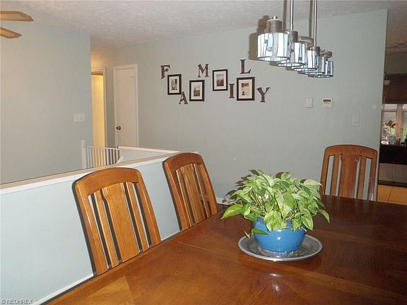 5th image of 12272 Norton Dr