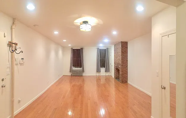 Rented by Brooklyn Real Estate Services | media 16