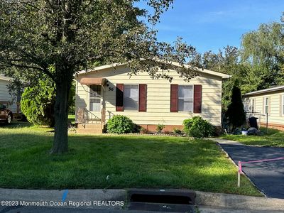 56 Deer Way, Manalapan, NJ, 07726