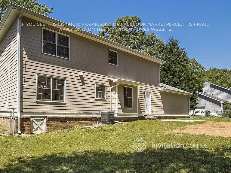 2693 Ashworth Cir — Photo 23