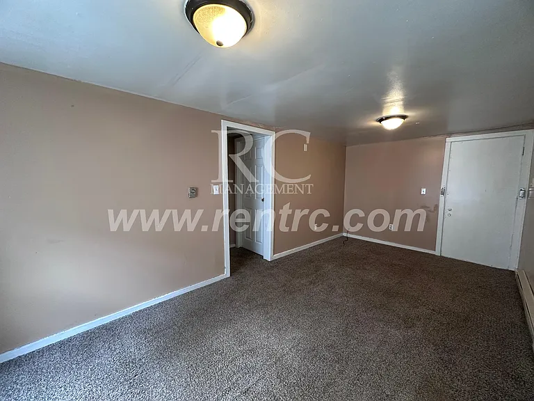 1012 May St — Photo 6