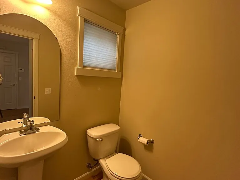 1319 Foreman Rd — Photo 9