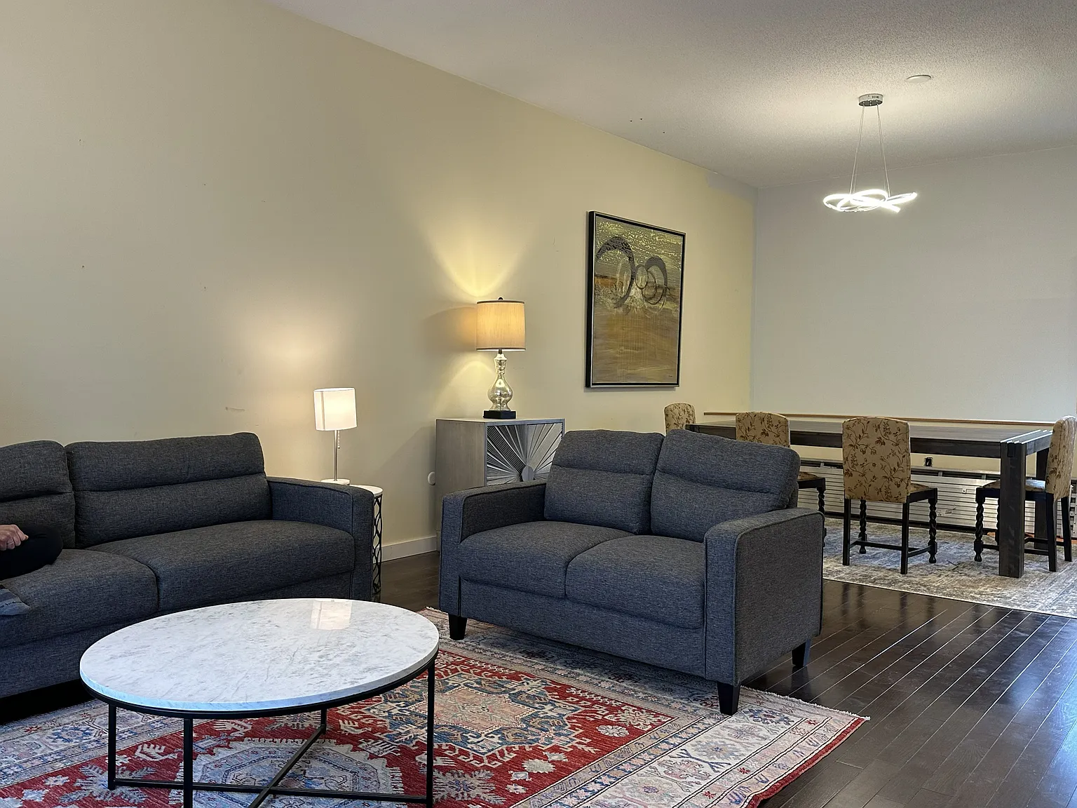 2 bed, 2.5 bath, 1500 sqft, $2,500 — Photo 2