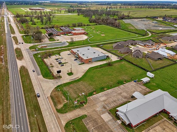 2nd image of 5588 Barksdale Blvd