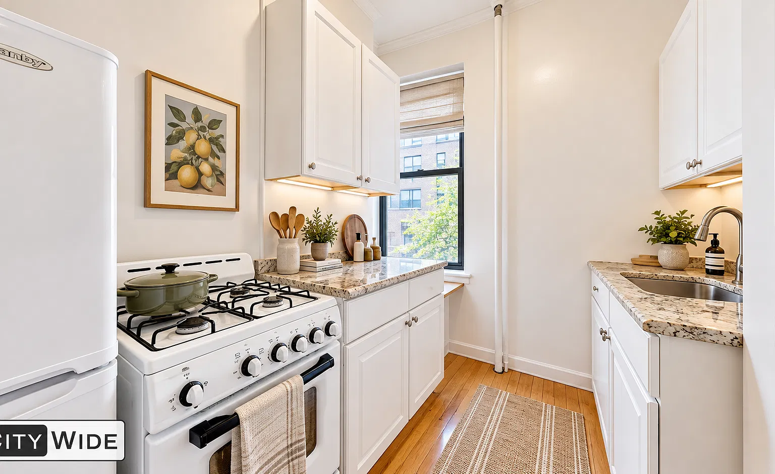 222 East 51st Street — Photo 3