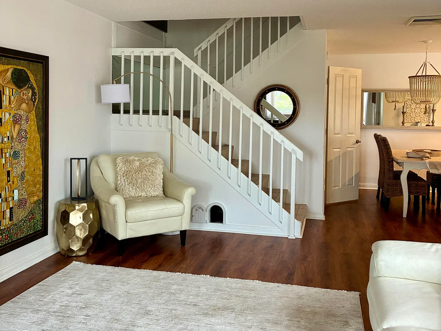 2 bed, 2.5 bath, 1374 sqft, $2,400 — Photo 2
