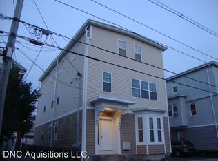 82 Sutton St APT 2, Providence, RI 02903