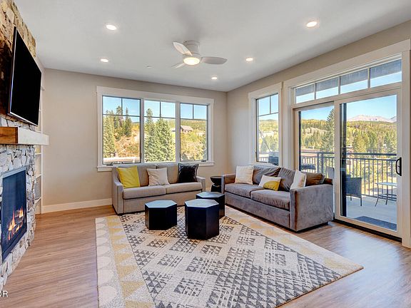 5th image of 400 Baker Drive #307