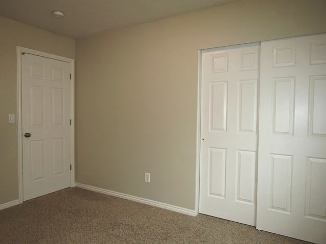 6060 Castle Park Ln — Photo 14