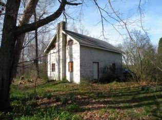 144 Wolf Ln, Slippery Rock, PA 16057