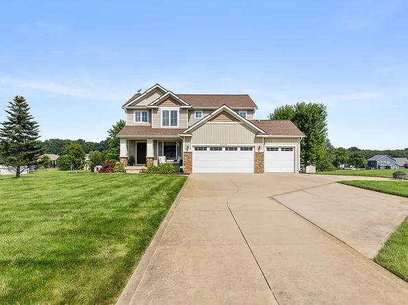 4270 Autumn Ridge Dr, Middleville, MI 49333