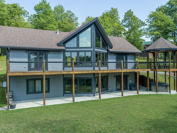 5th image of 722 Winding Estates Dr