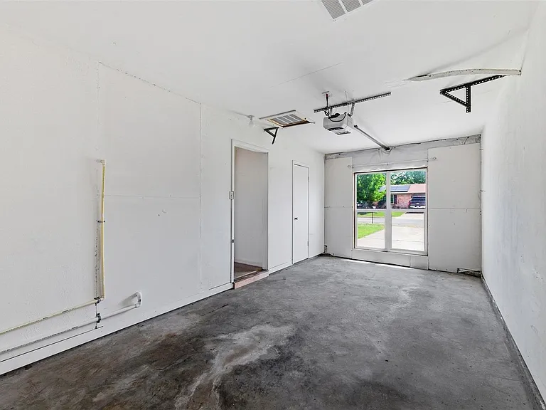 1308 Rose Ave — Photo 24