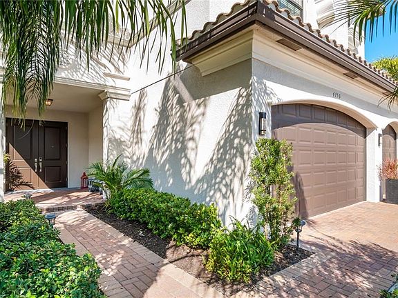 3rd image of 4153 Aspen Chase Dr