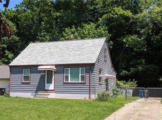 4249 Metropolitan Dr, Cleveland, OH